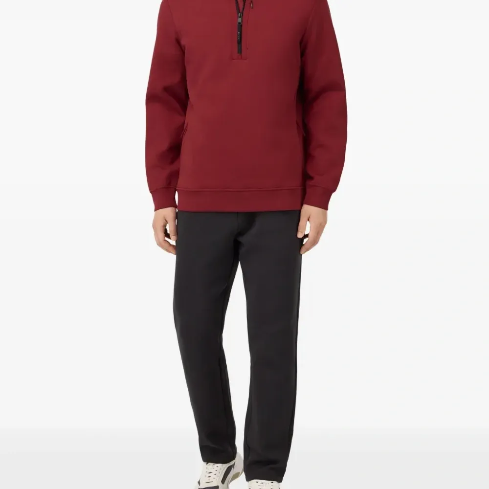 Толстовка с воротником-стойкой