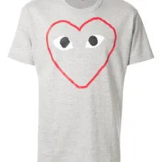Футболка с принтом в виде сердца Футболка с принтом в виде сердца