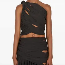 Топ с асимметричным вырезом и вырезами