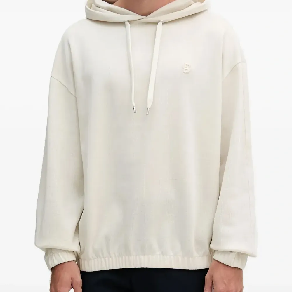 Худи с кулиской и вышитым логотипом