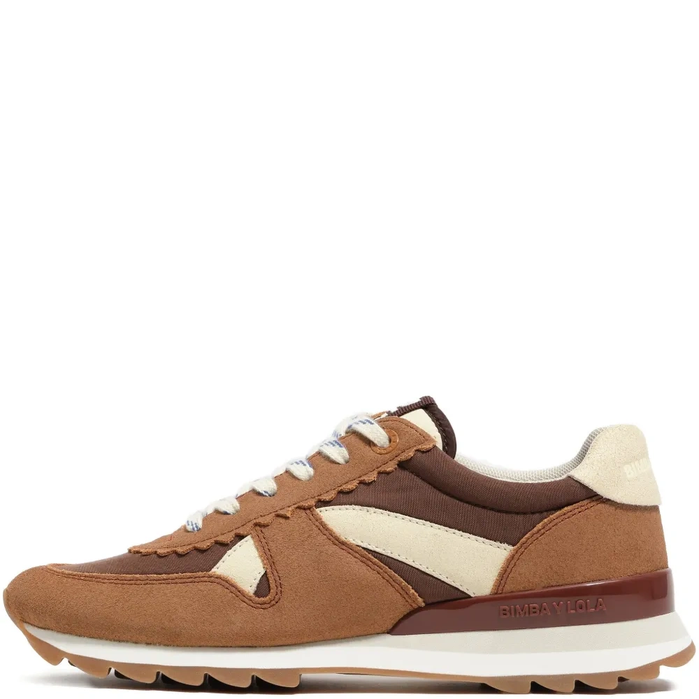 Кроссовки с фестонами