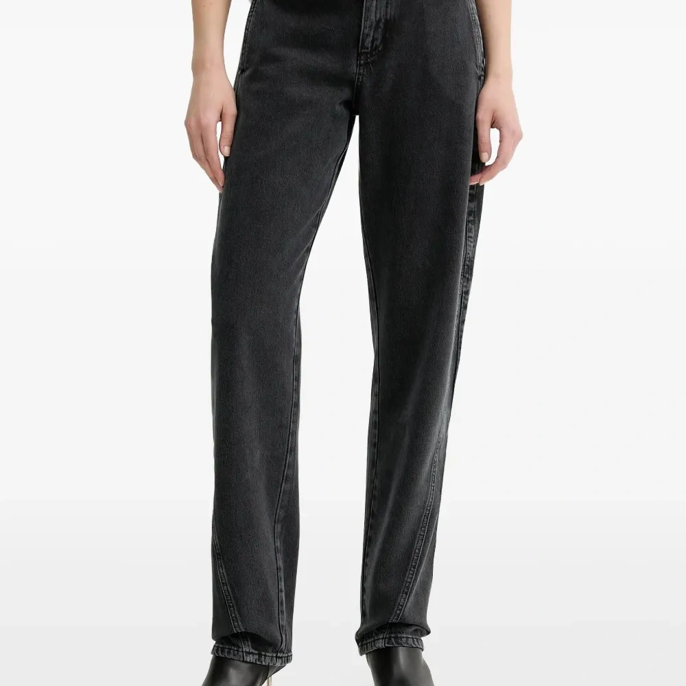 Джинсы с нашивкой-логотипом