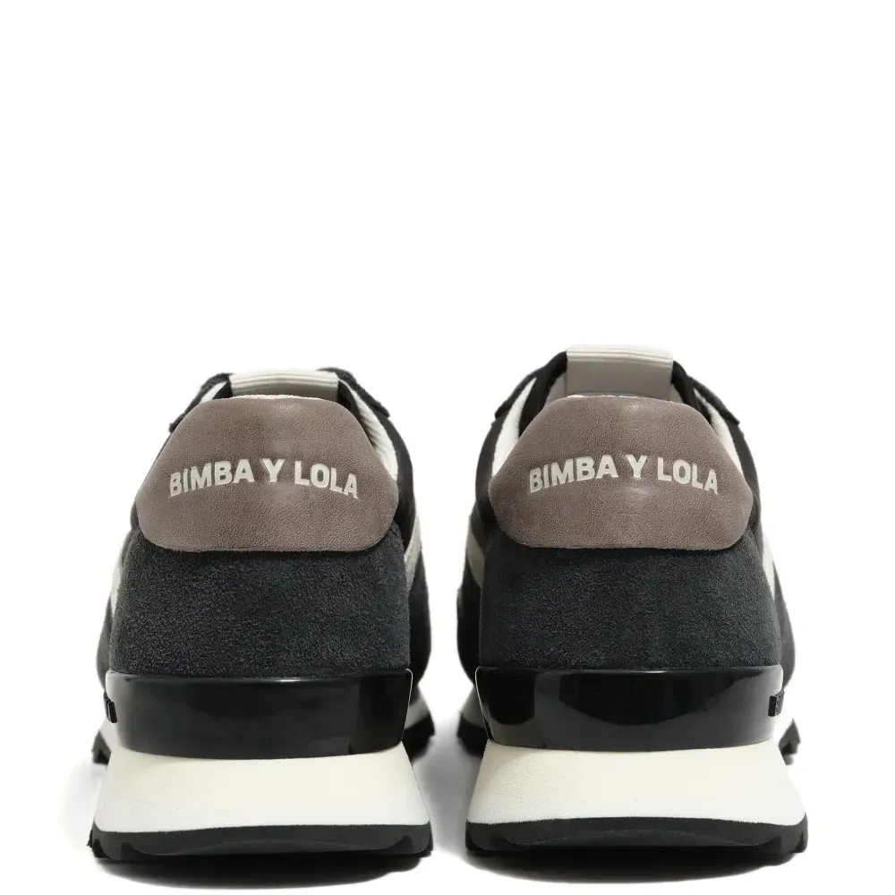 Кроссовки с фестонами Кроссовки с фестонами