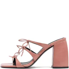 Босоножки на блочном каблуке Босоножки на блочном каблуке