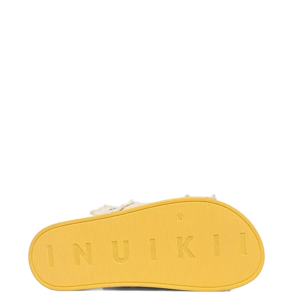 Сандалии с бахромой