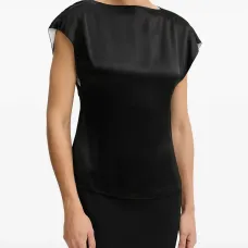 Блузка с высоким воротником