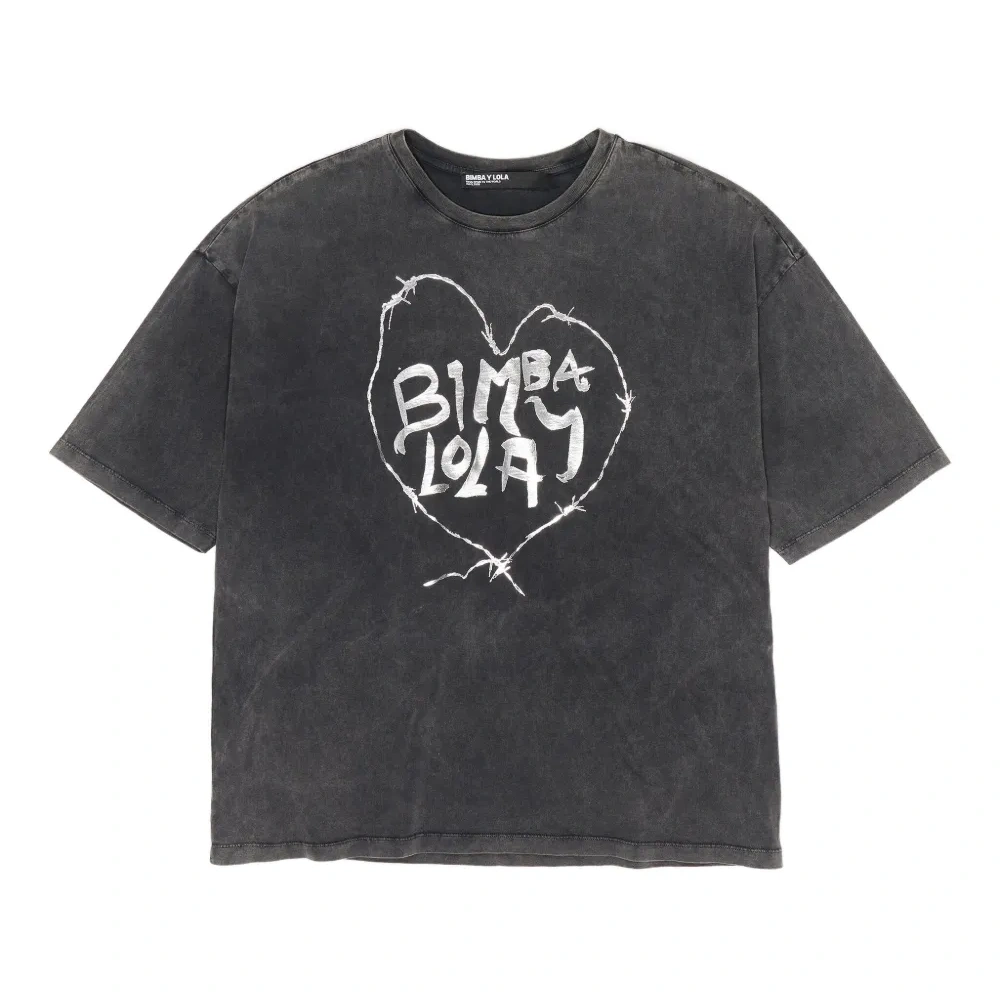 Футболка с логотипом