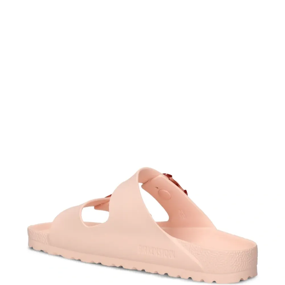 Шлепанцы с пряжками