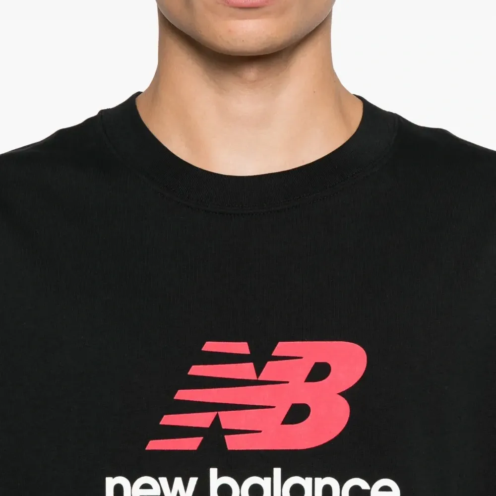 Футболка с логотипом