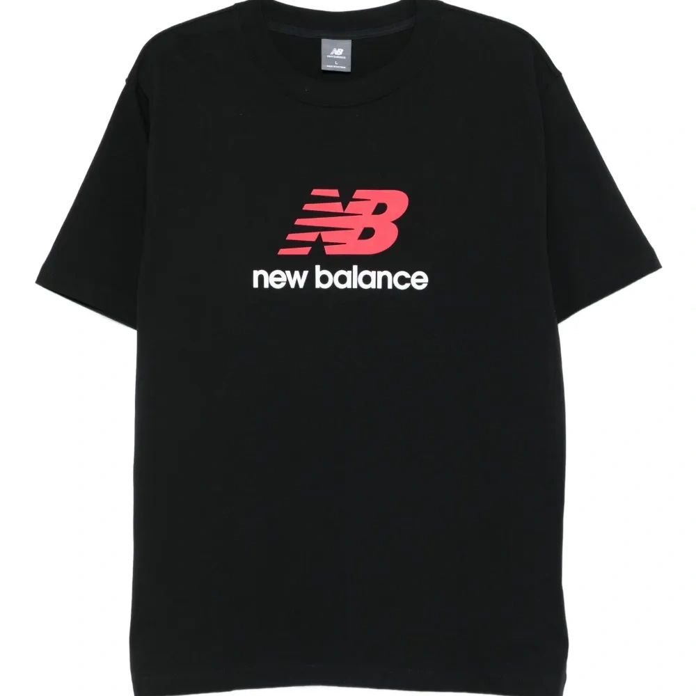 Футболка с логотипом