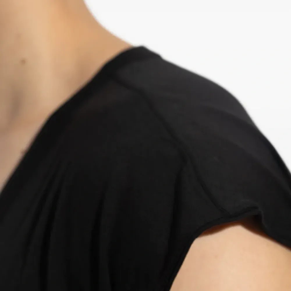 Топ с глубоким V-образным вырезом