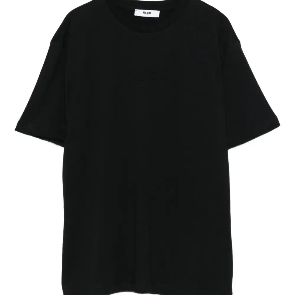 Футболка с тисненым логотипом