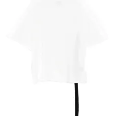 Футболка с приспущенным подолом