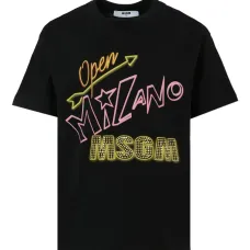 Футболка со стразами