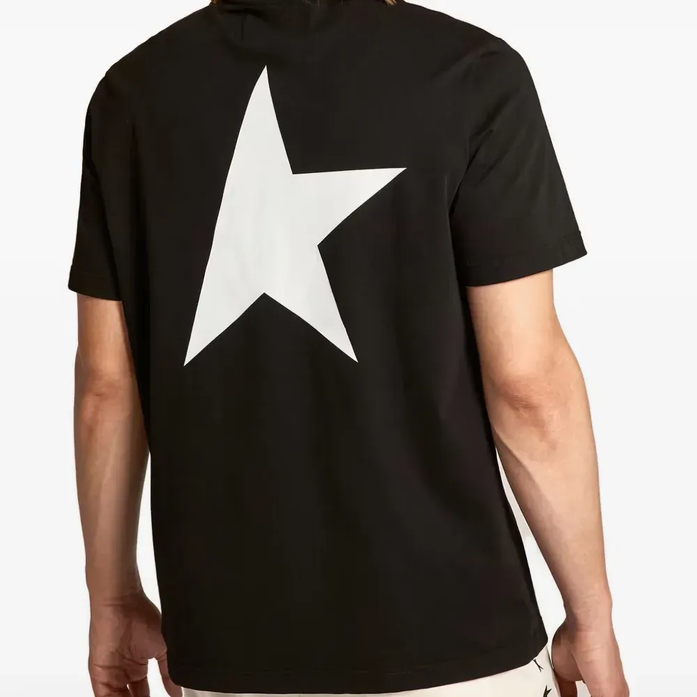 Футболка с изображением звезды