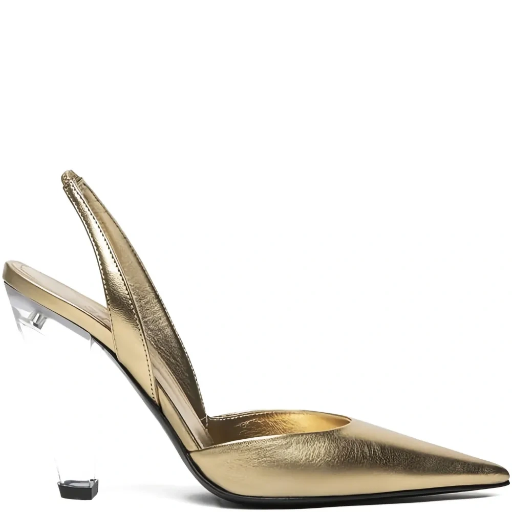 Туфли-лодочки с заострённым носком и ремешком на пятке