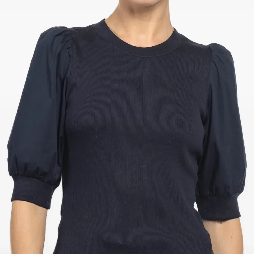 Трикотажный топ Coralee с пышными рукавами