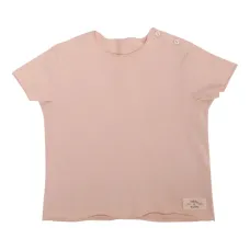 Футболка с пуговицами на плече