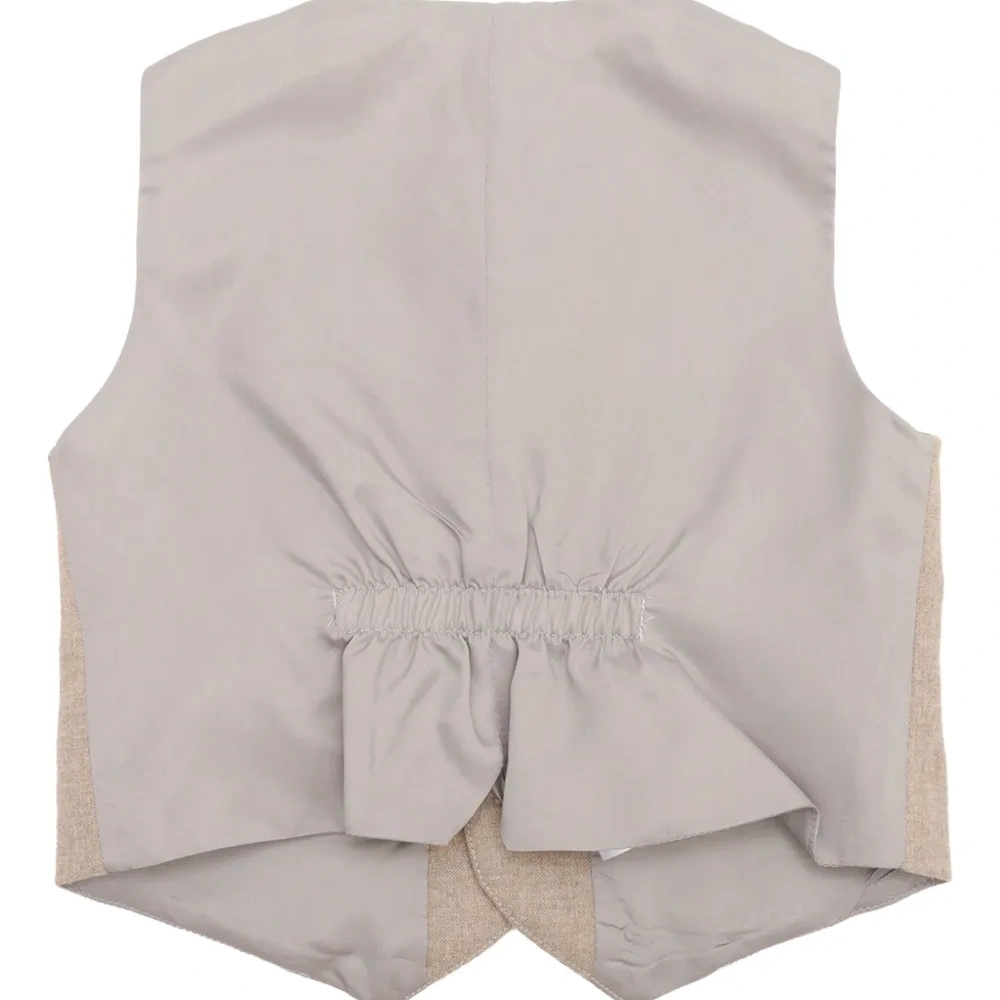 Жилет на пуговицах