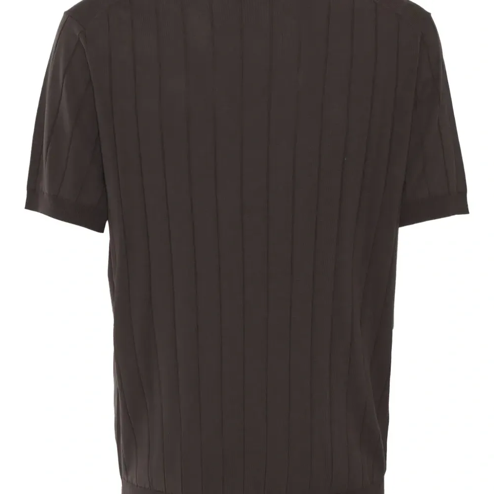 Футболка в рубчик с круглым вырезом