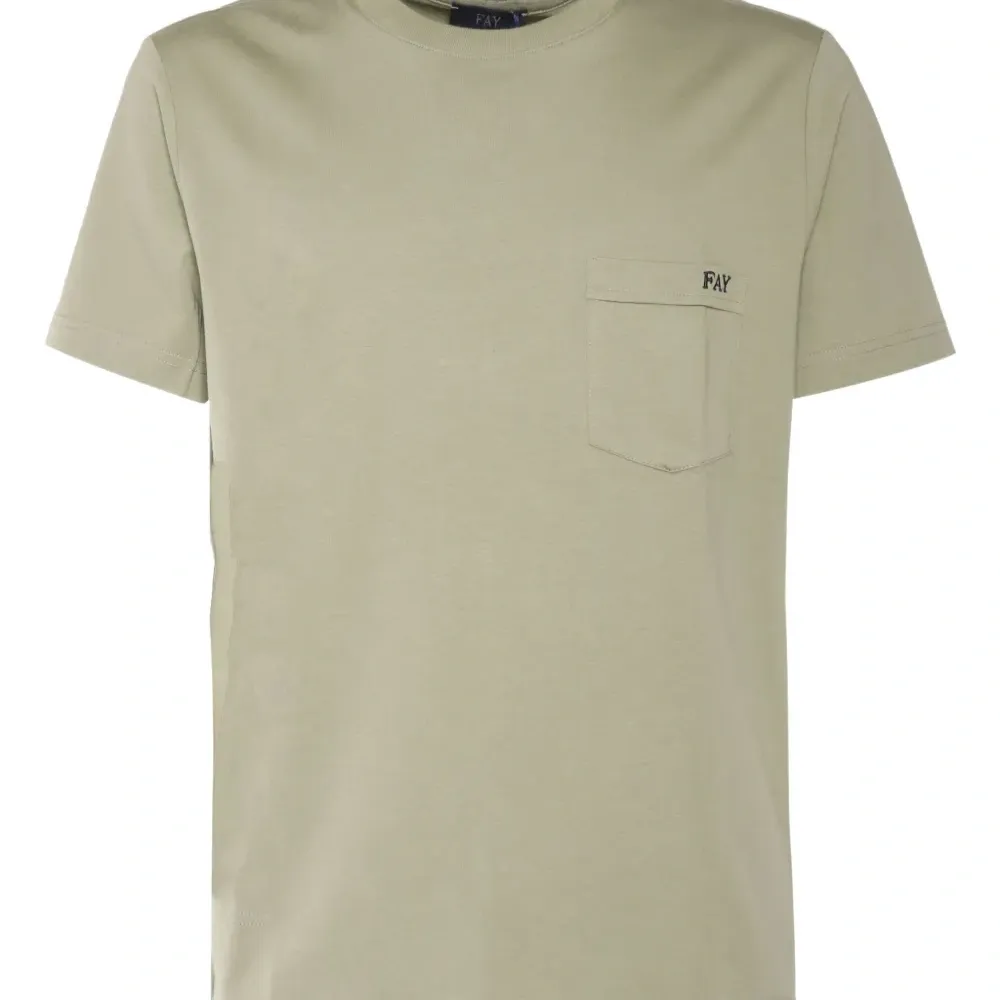 Футболка с круглым вырезом