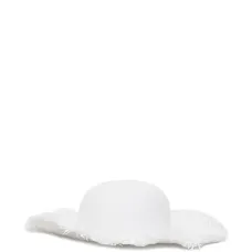 Шляпа с бахромой Шляпа с бахромой