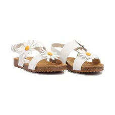 Декорированные сандалии