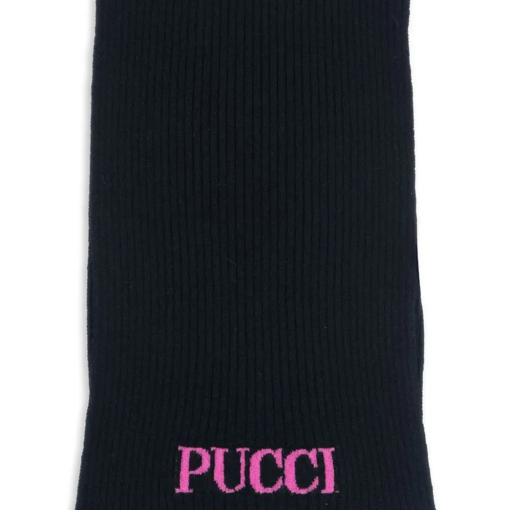 Шарф в рубчик с логотипом