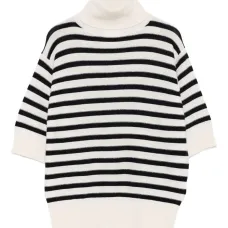 Полосатый свитер с высоким воротником Полосатый свитер с высоким воротником