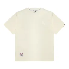 Футболка с аппликацией