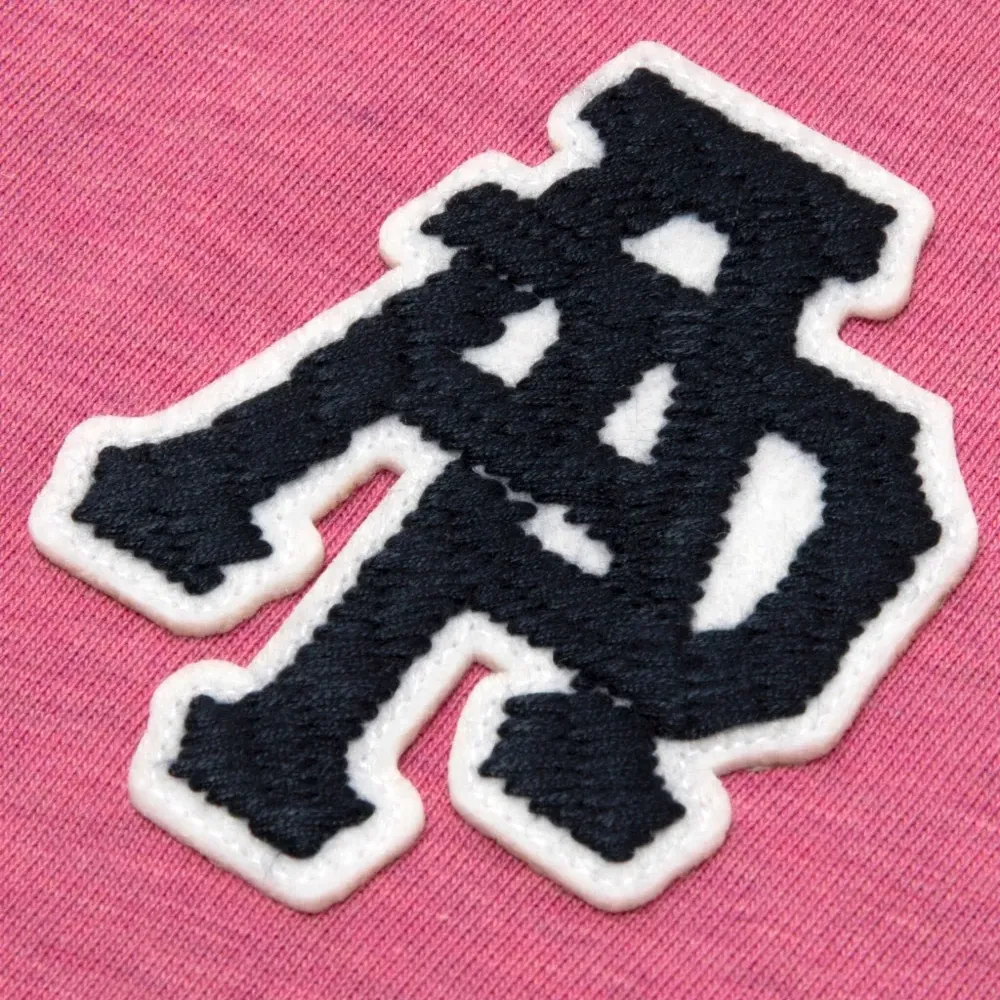 Футболка с логотипом