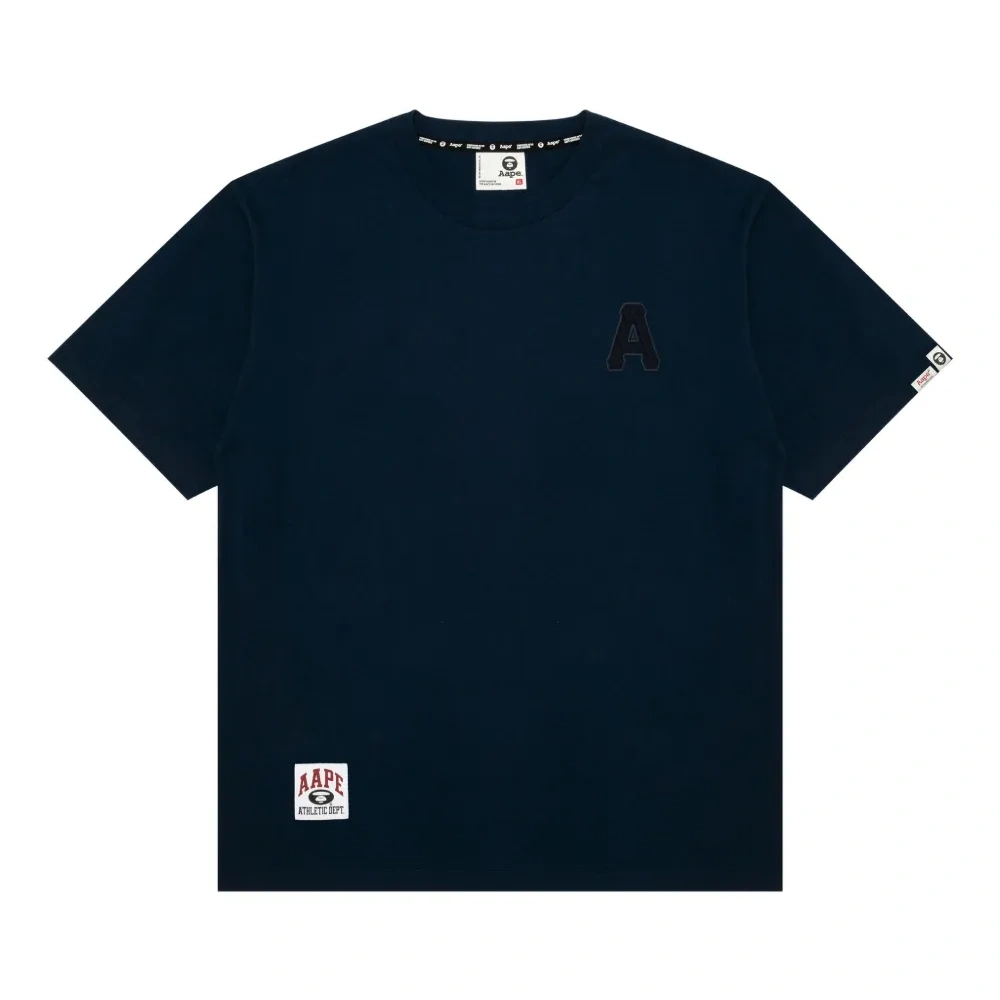 Футболка с вышитым логотипом