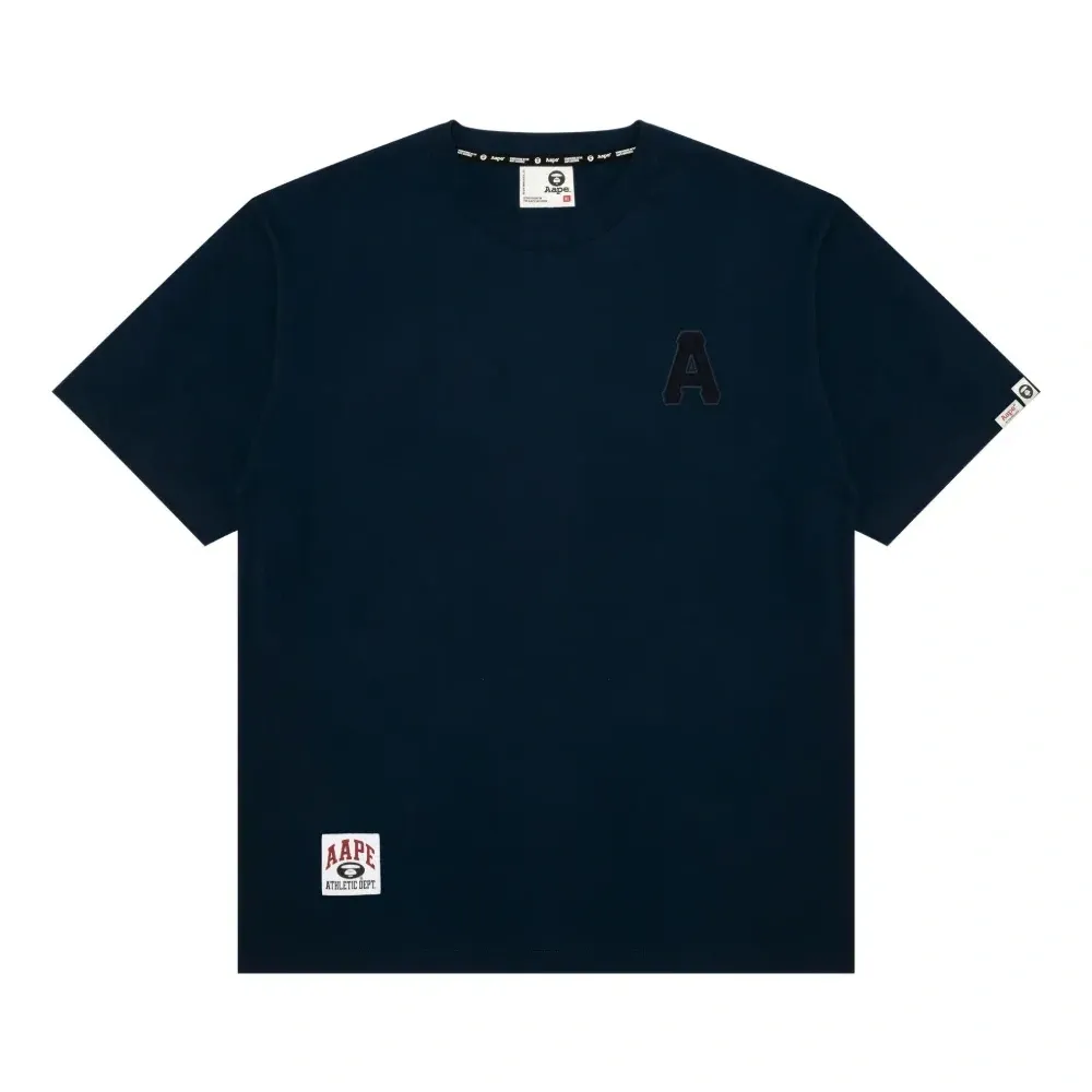 Футболка с вышитым логотипом