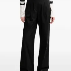 Плиссированные брюки Плиссированные брюки