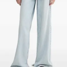 Джинсы с разрезами