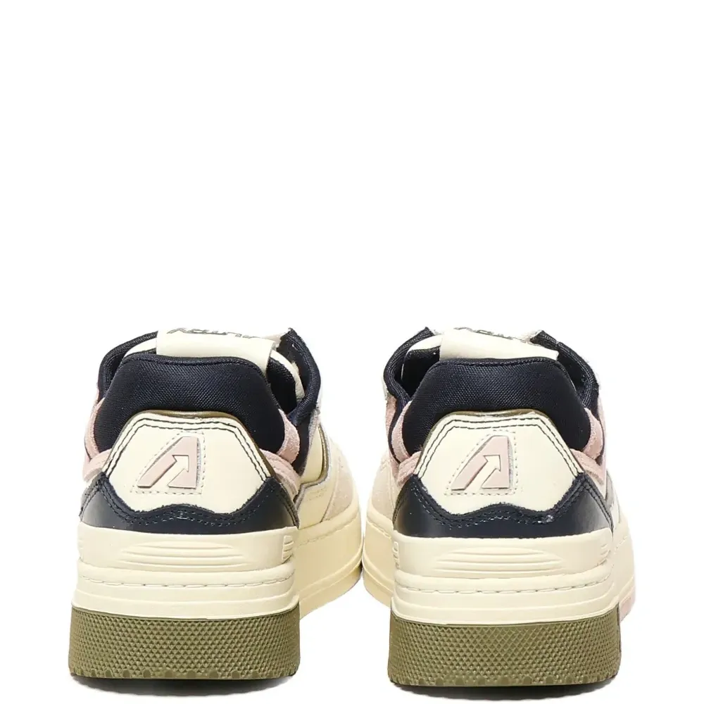 Кроссовки CLC со вставками Кроссовки CLC со вставками