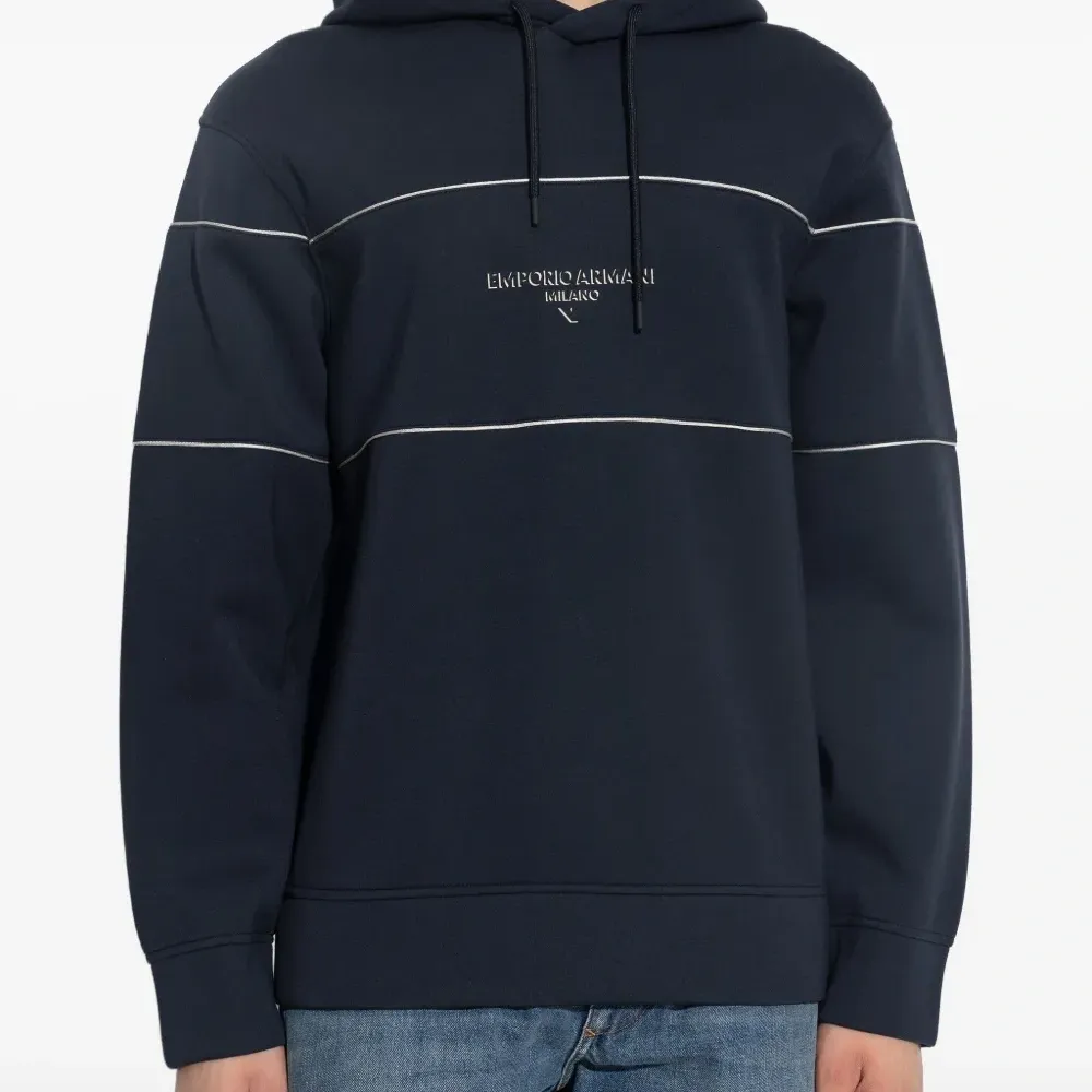 Худи с логотипом Худи с логотипом