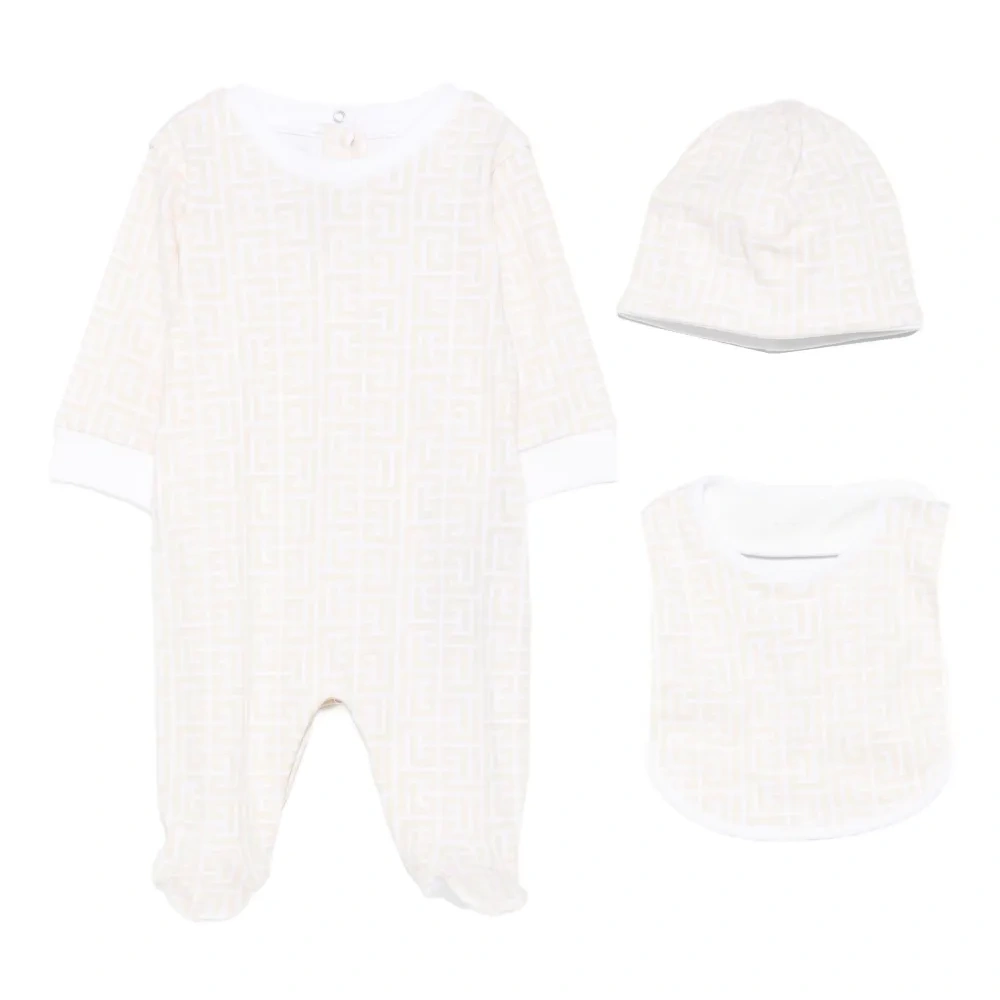 Комплект для новорожденного с геометричным узором