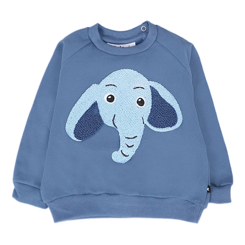 Толстовка с аппликацией