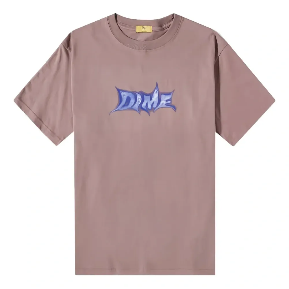 Футболка с призрачным шрифтом