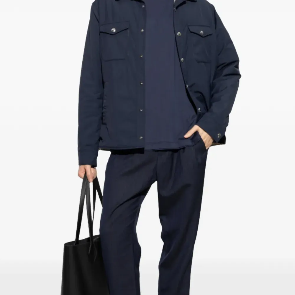 Футболка с короткими рукавами