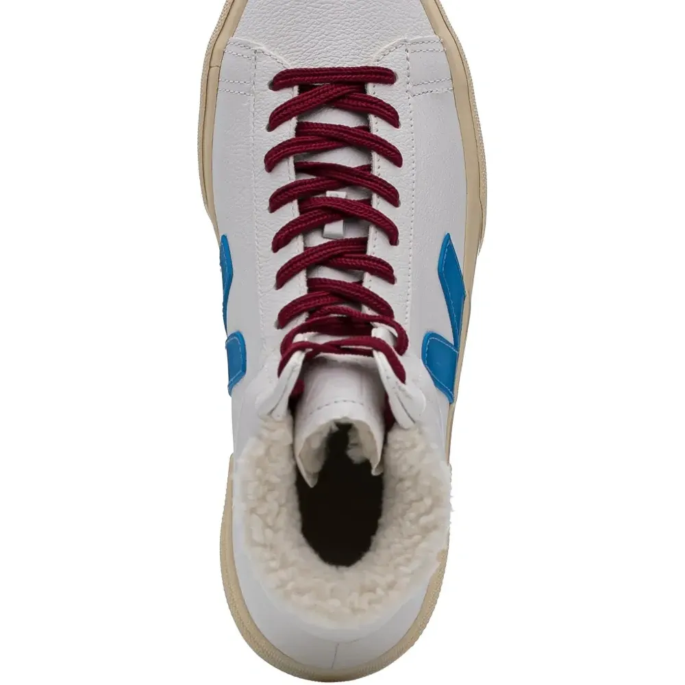 Кожаные кроссовки