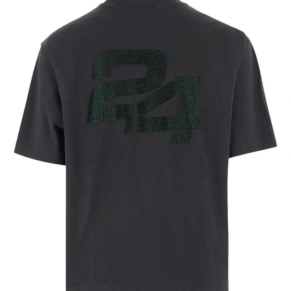 Футболка с логотипом и стразами