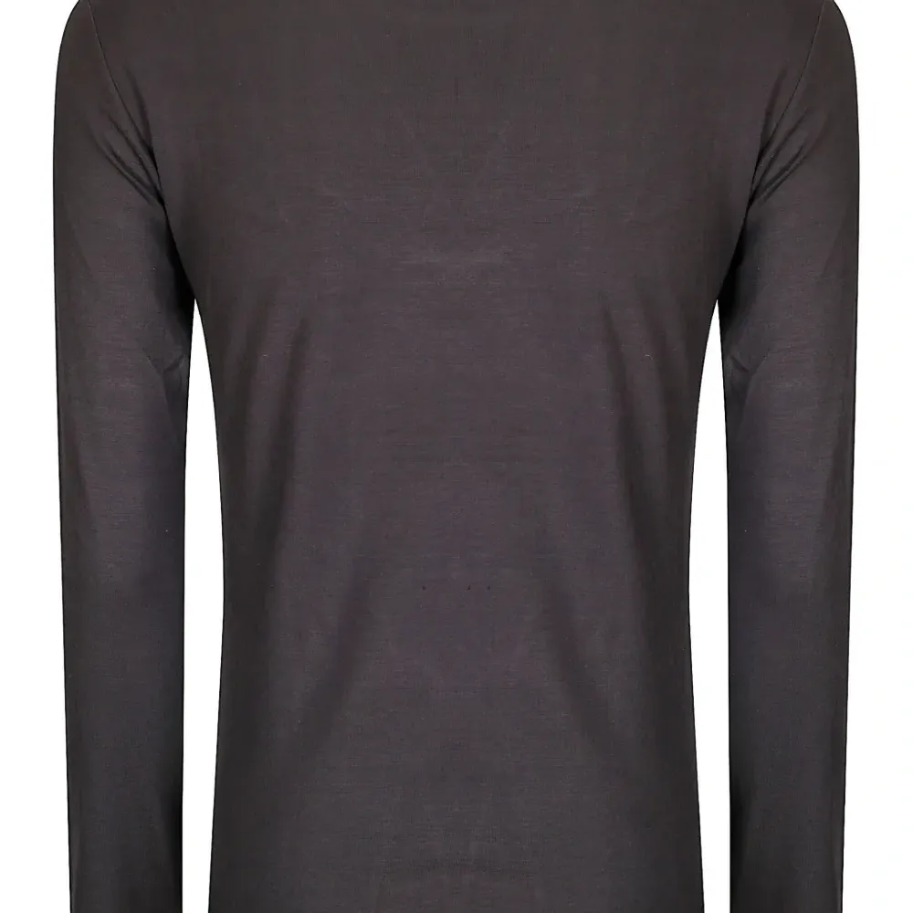 Футболка с длинными рукавами