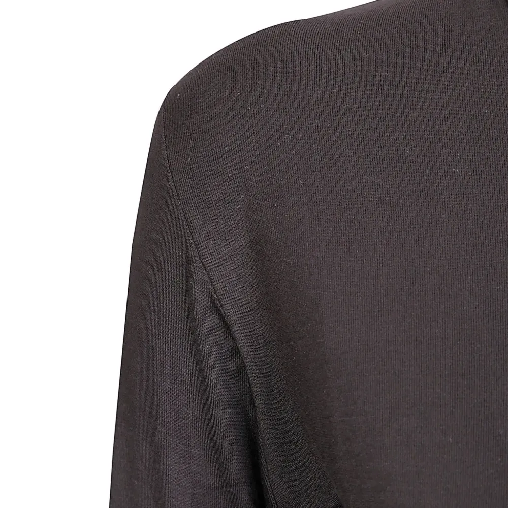 Футболка с длинными рукавами