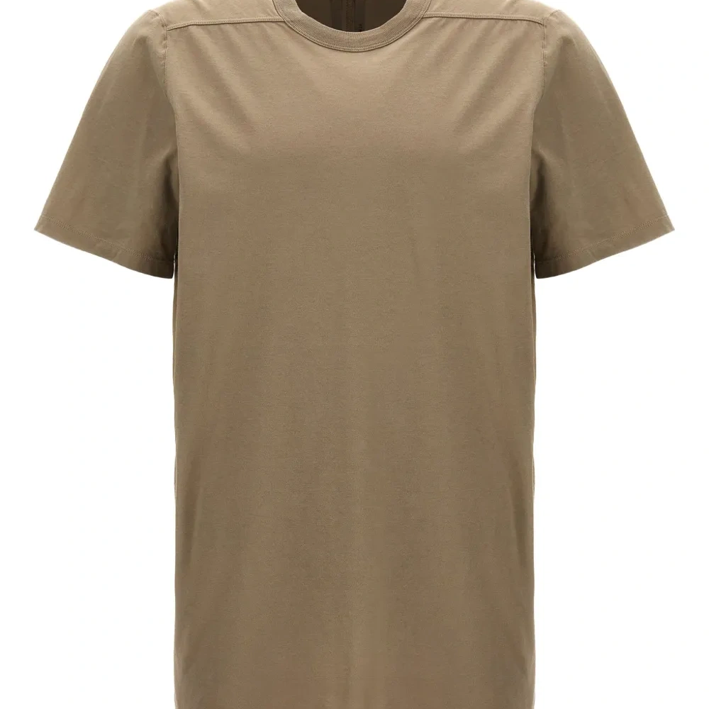 футболка с круглым вырезом