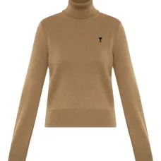 Свитер с высоким воротником и вышитым логотипом