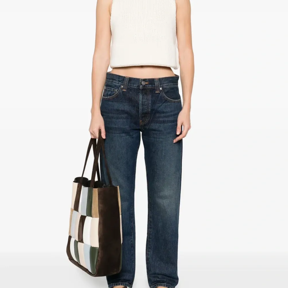 Джинсы с пятью карманами