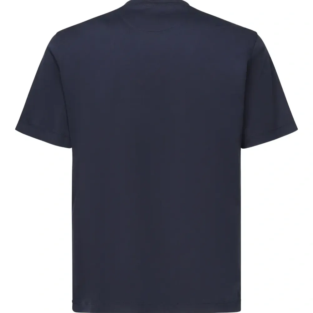 Футболка с круглым вырезом