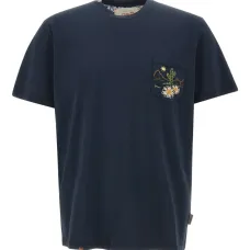 Футболка с вышивкой